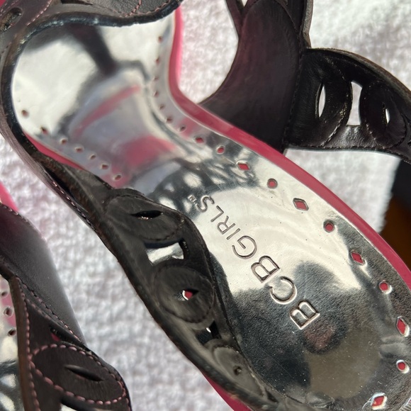 BCBGirl brown and pink heels - Picture 4 of 11